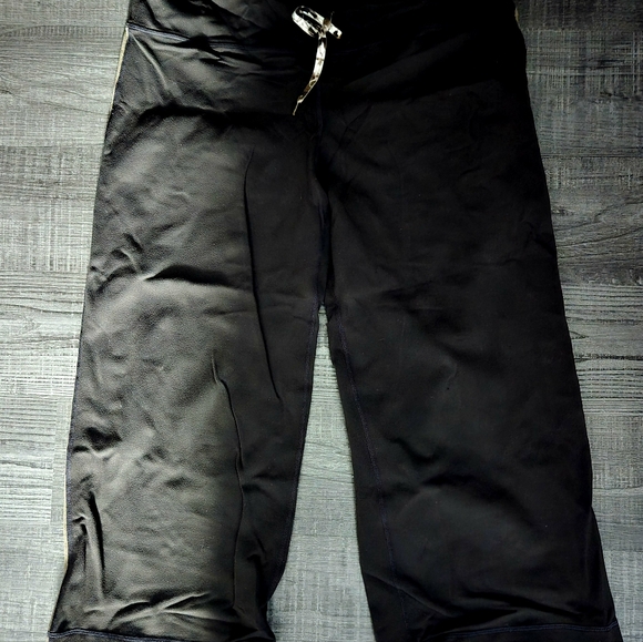 Lululemon Capris - Picture 2 of 3